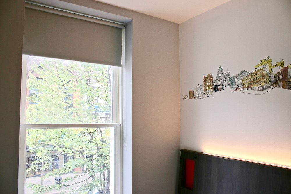 easyHotel Belfast 2