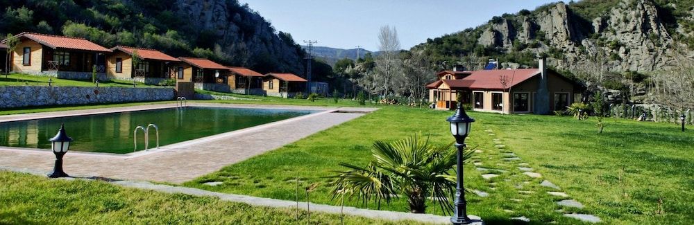 Badat Resort Hotel 1