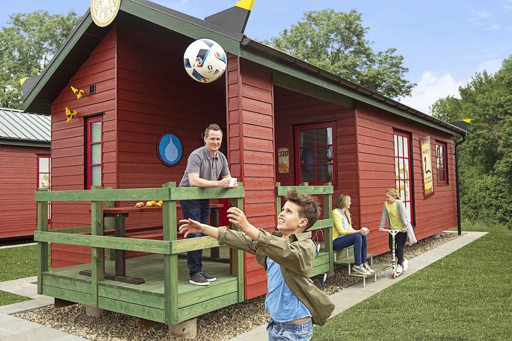 LEGOLAND NINJAGO Cabins 1