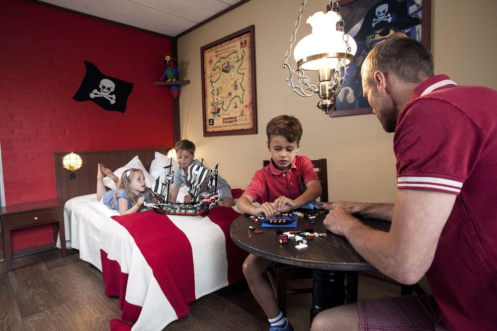 LEGOLAND Pirates' Inn Motel 3