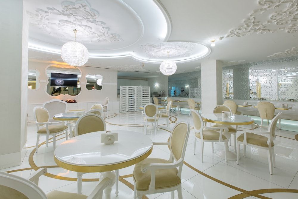 Golden Pearl Boutique Hotel - Adults Only 3