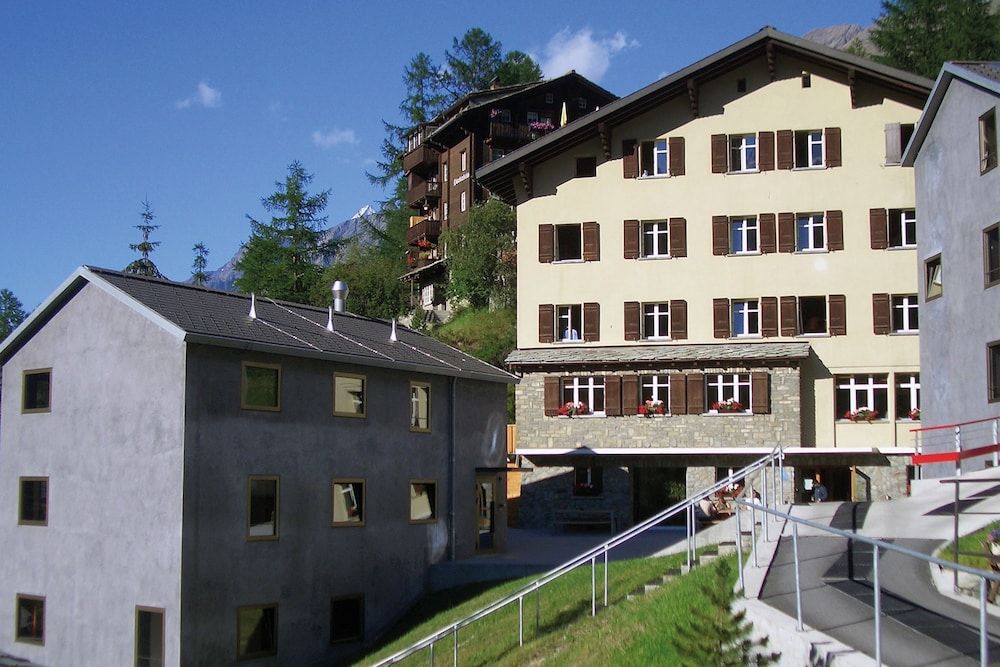 Zermatt Youth Hostel 1