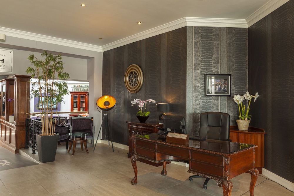 The Gleneagle Apartments 1