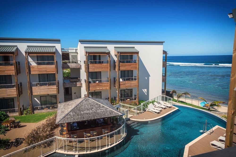 Le Battant Des Lames 3 étoiles à Saint-Pierre