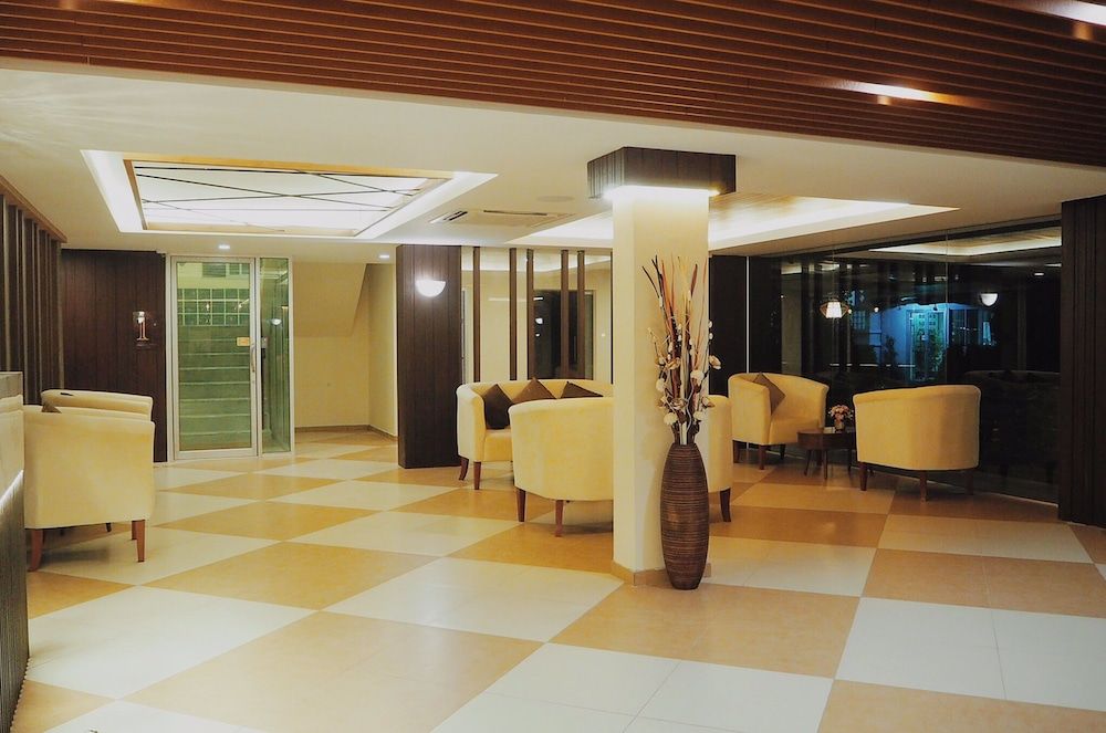 Suvarnabhumi Ville Airport Hotel 3