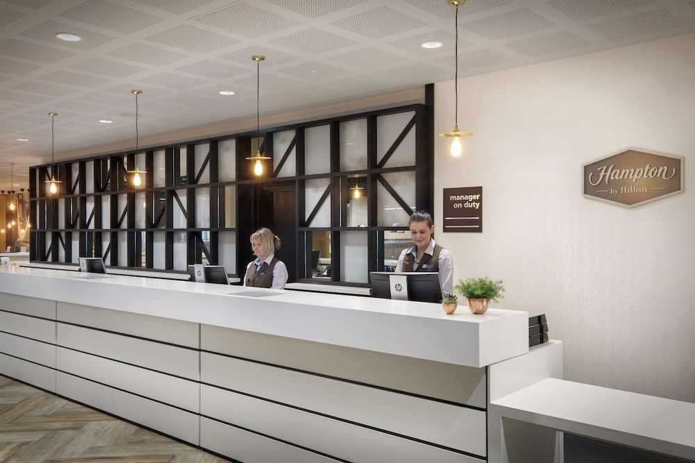 Hampton by Hilton Bristol Airport 3