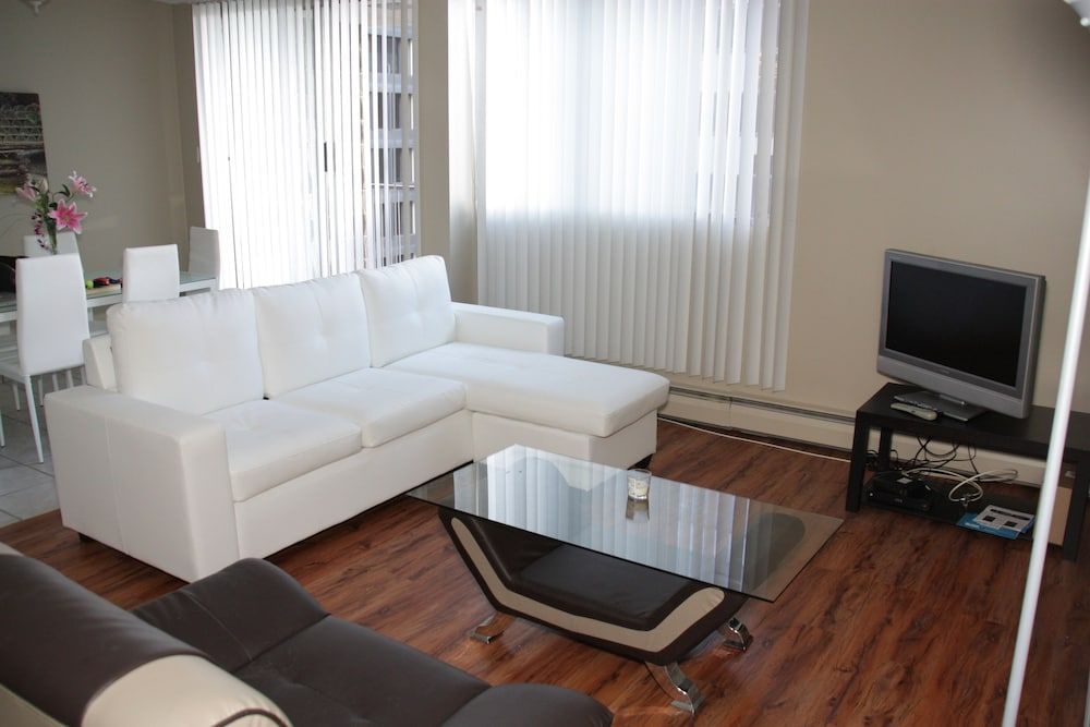 Calgary CORE Suites - 2 Bdrms 1 Calgary CORE Suites - 2 Bdrms 1