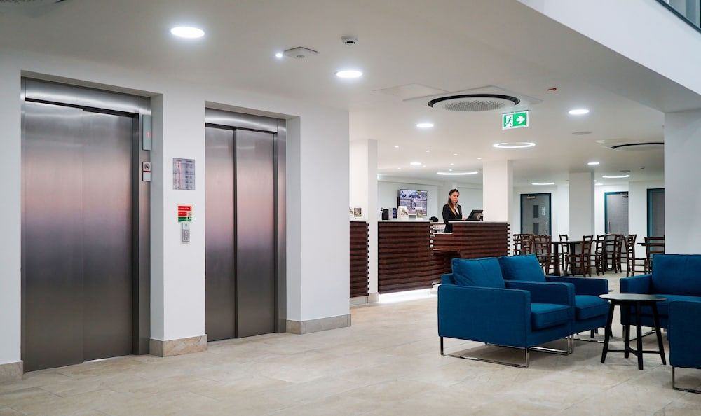 Best Western Plus London Croydon Aparthotel 2