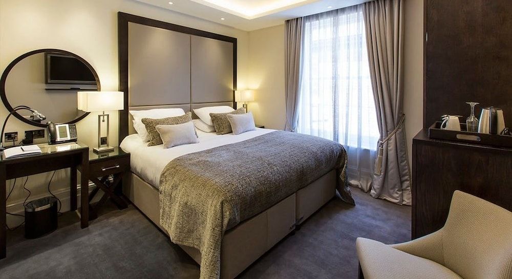 One Warwick Park Hotel 3