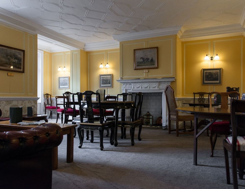 Healing Manor Hotel 2