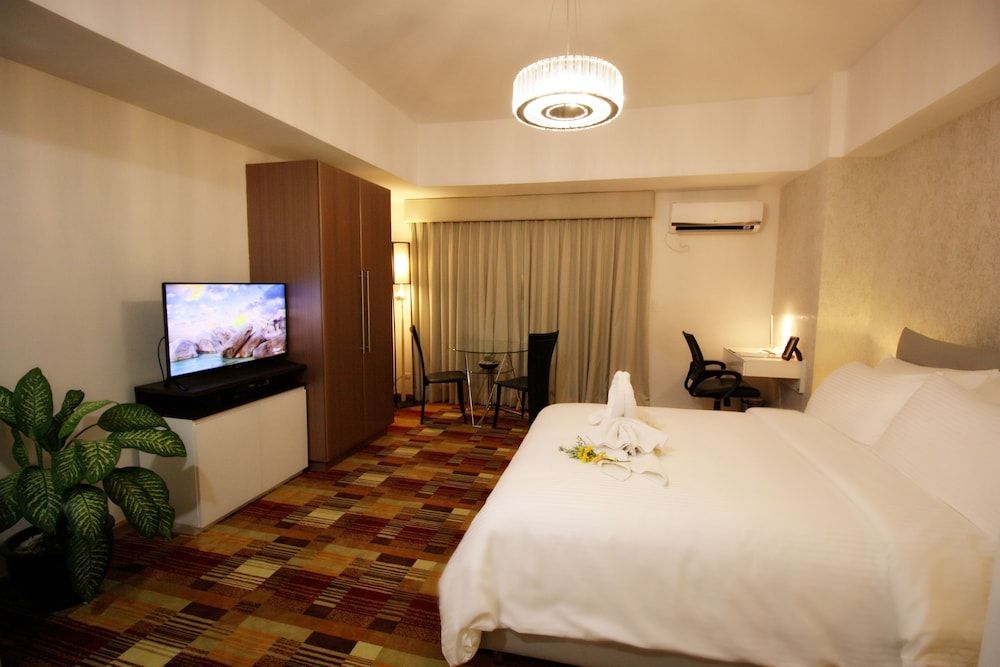 MaxStays - Max Pavilion @ The Venice Residences 3 MaxStays - Max Pavilion @ The Venice Residences 3