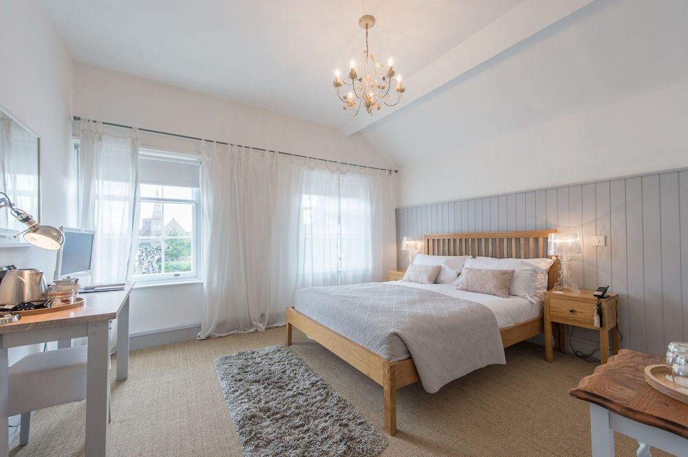 Lion and Pheasant Hotel 1