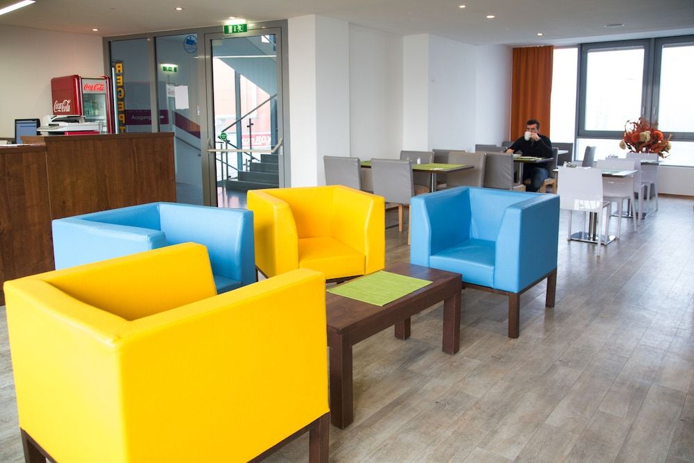 7 Days Premium Hotel Linz - Ansfelden 2