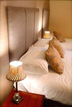 Shaw Hill Golf Resort & Spa Hotel 2