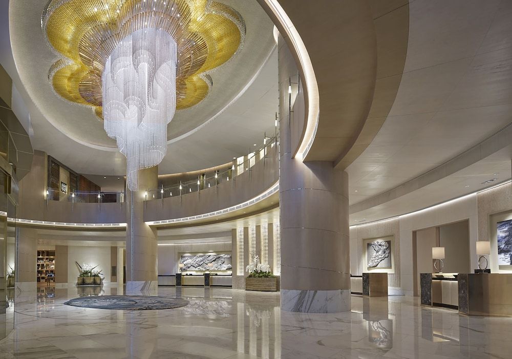 Shangri-La at the Fort, Manila 2