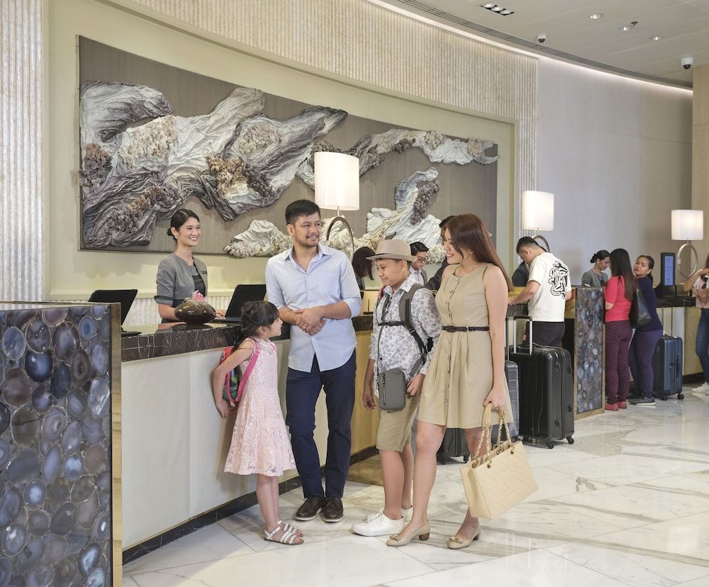 Shangri-La at the Fort, Manila 3