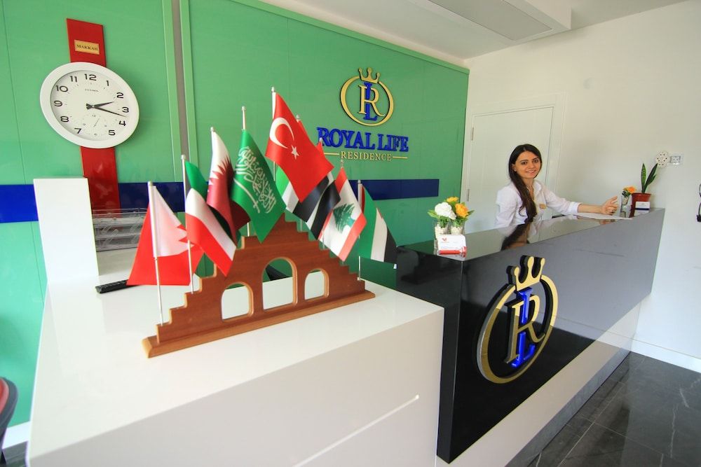 Royal Life Residence 3