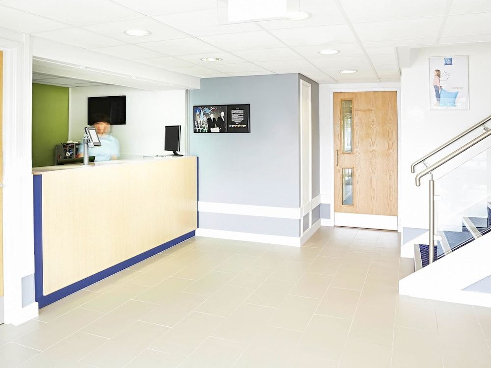 ibis budget Warrington Lymm Services 2 ibis budget Warrington Lymm Services 2