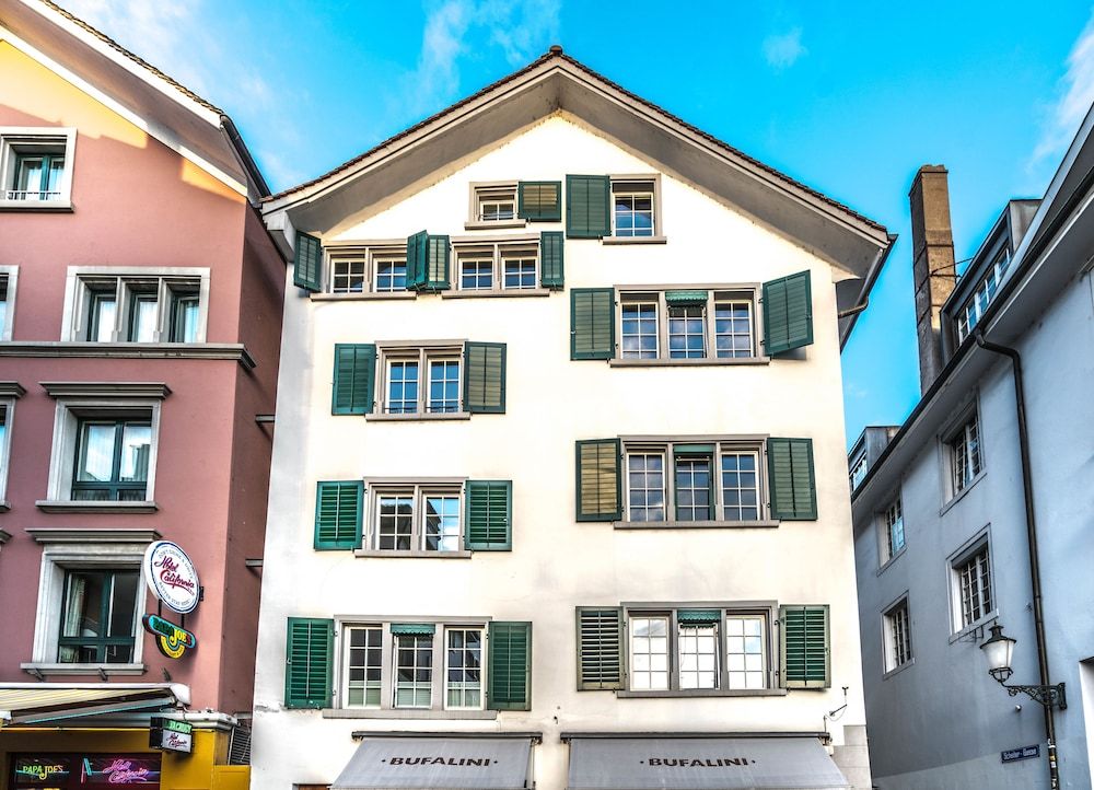 Lake Side Location Bellevue 3