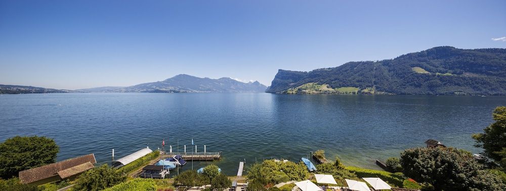 Seehotel Kastanienbaum 1