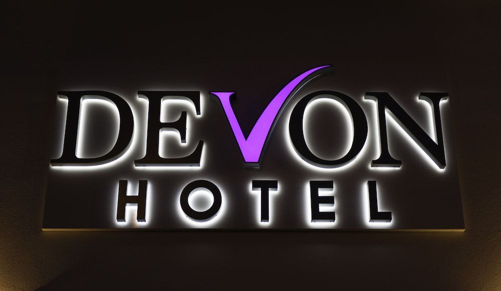 The Devon Hotel 3