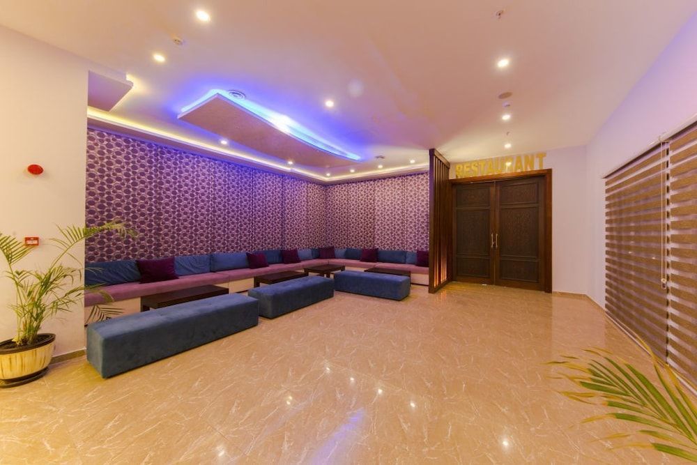 Maya World Park Adult Only +15 2