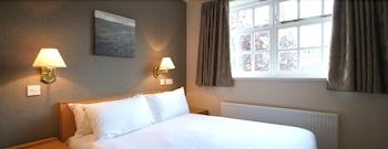Old Grey Mare Hotel by Greene King Inns 3