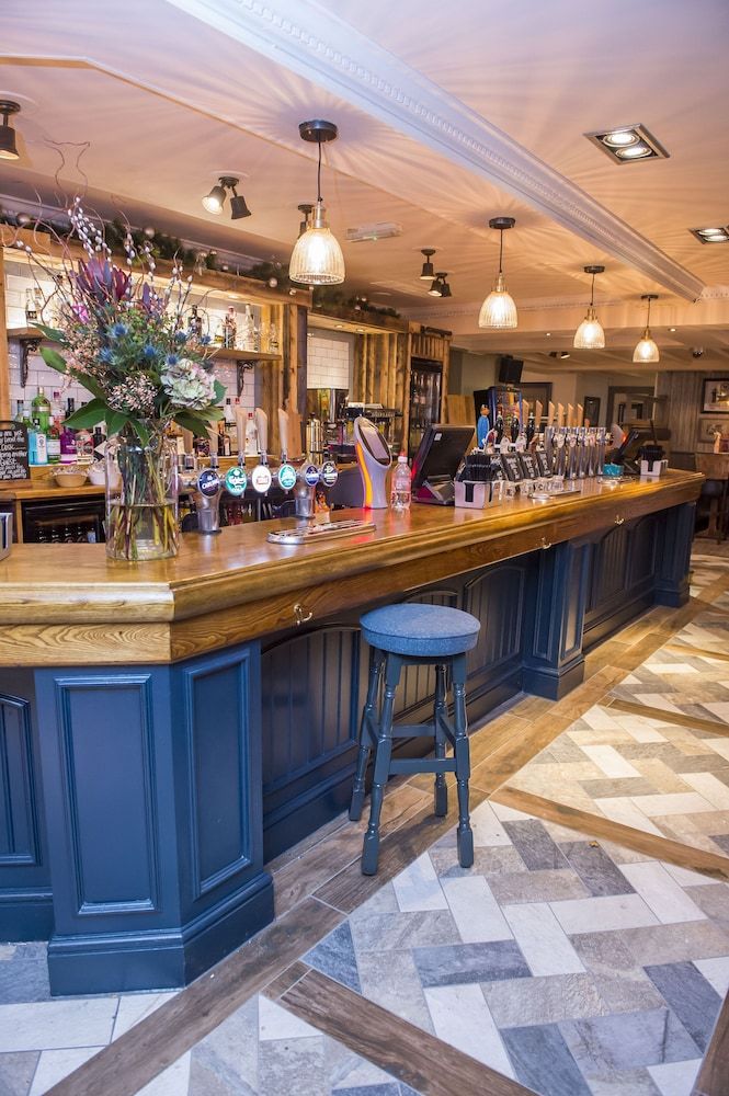 Old Grey Mare Hotel by Greene King Inns 1