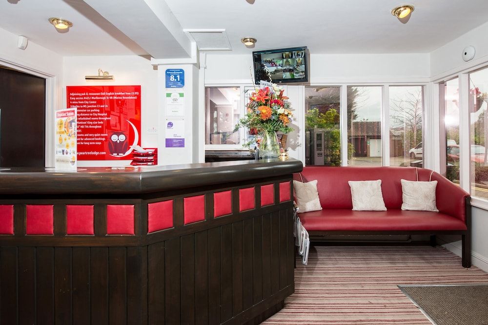 Peartree Lodge Waterside 3