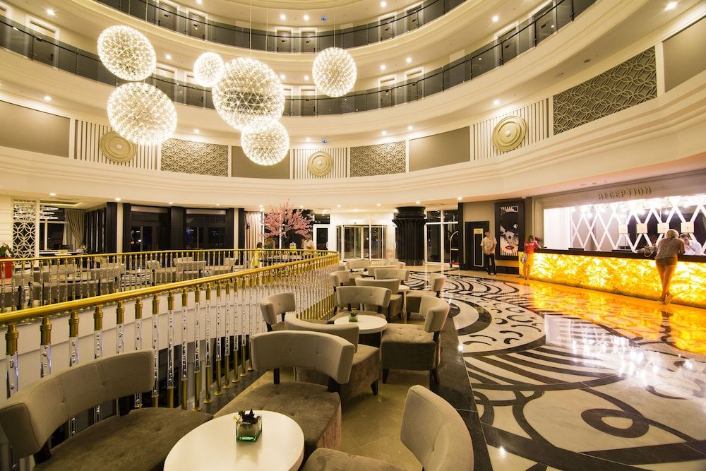 Port River Hotel & Spa 3