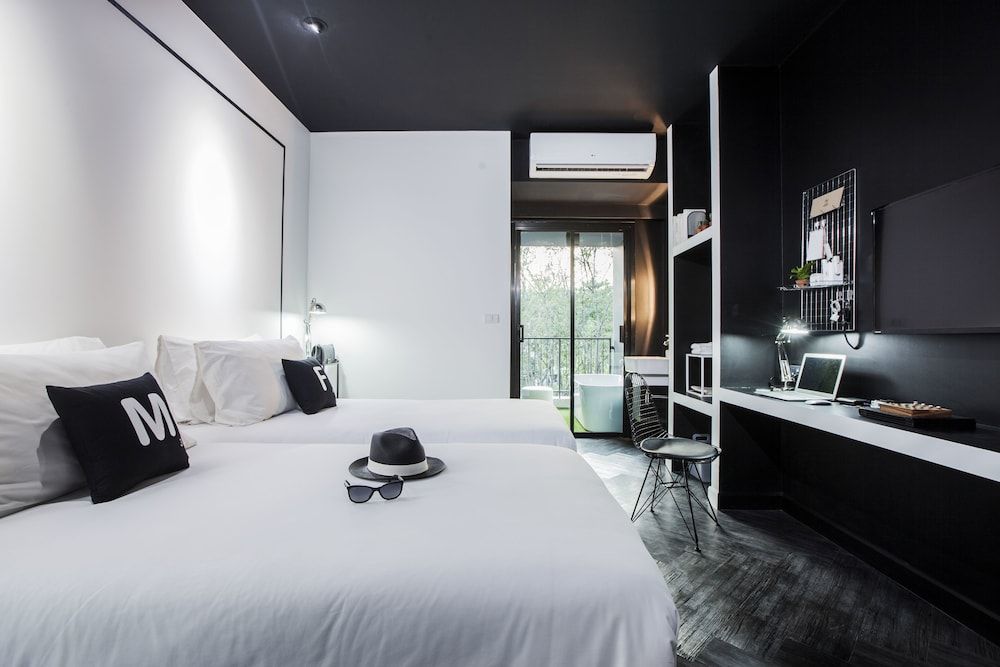 Blu Monkey Hub and Hotel Phuket 1