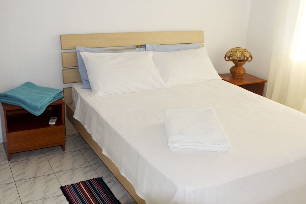 Vicky's Holiday Apartments 3 Vicky's Holiday Apartments 3