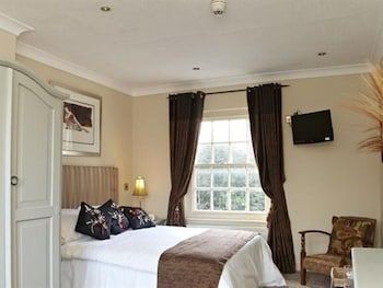 The Garden House Inn 3