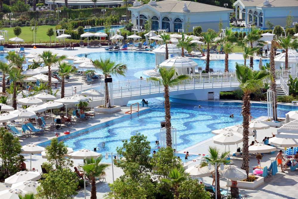 Sueno Hotels Deluxe Belek 1