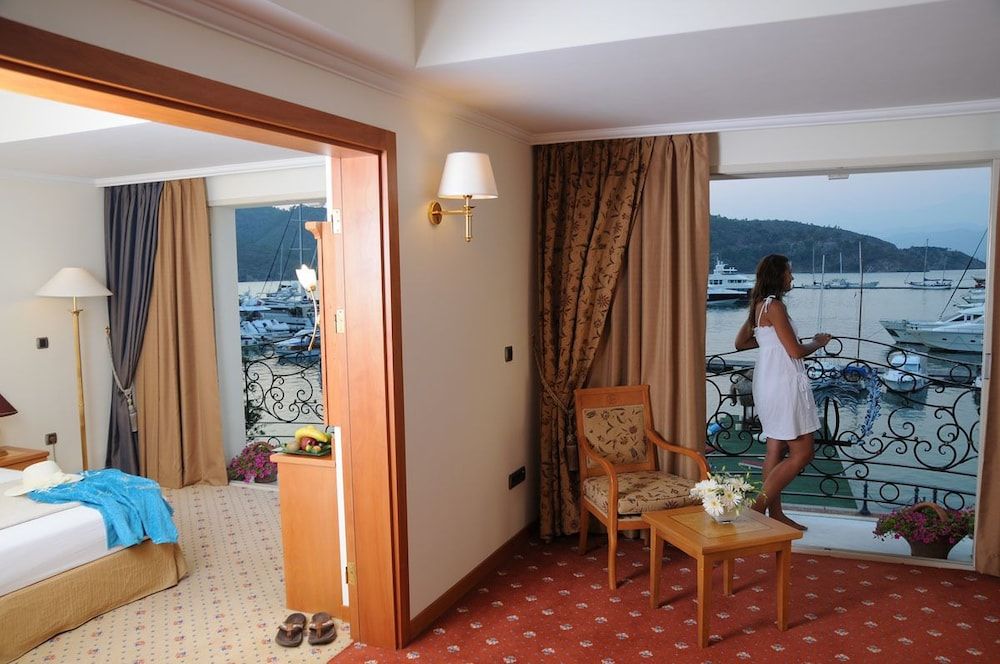 Ece Saray Marina Resort 3