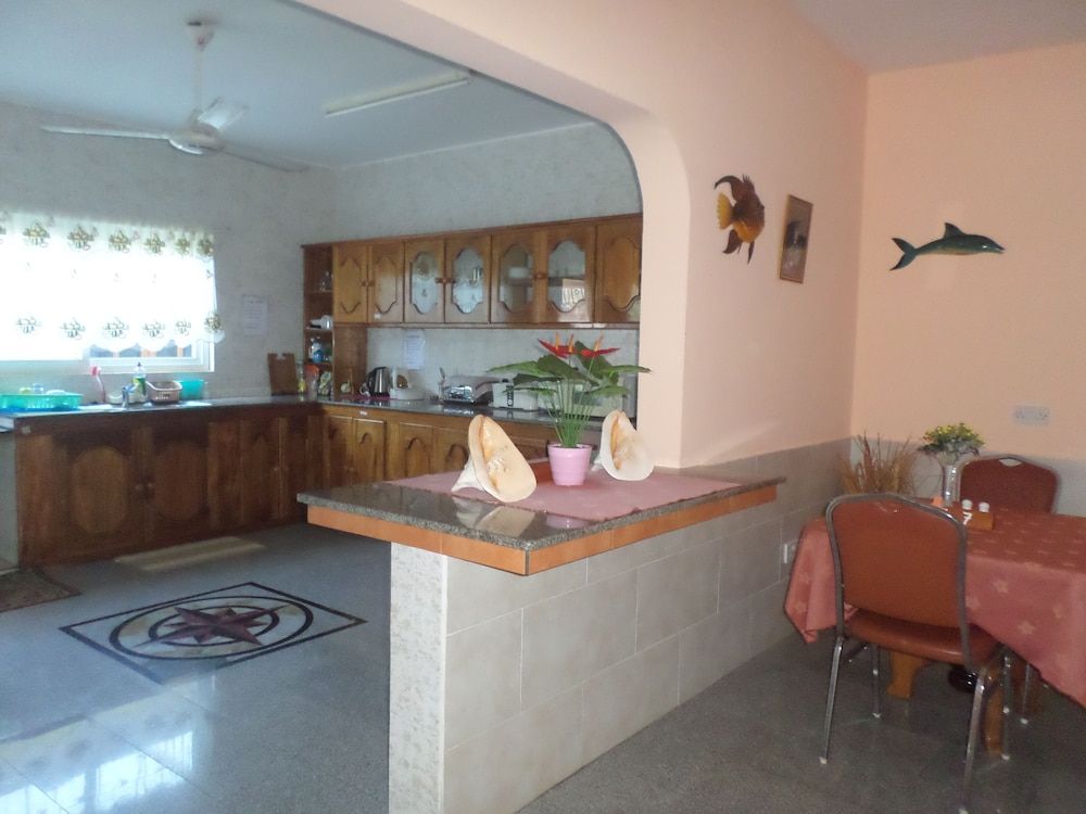 Villa Bananier Guest House 3