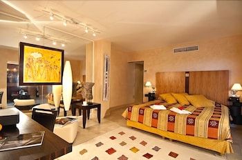 Anse Marcel Beach Resort 2