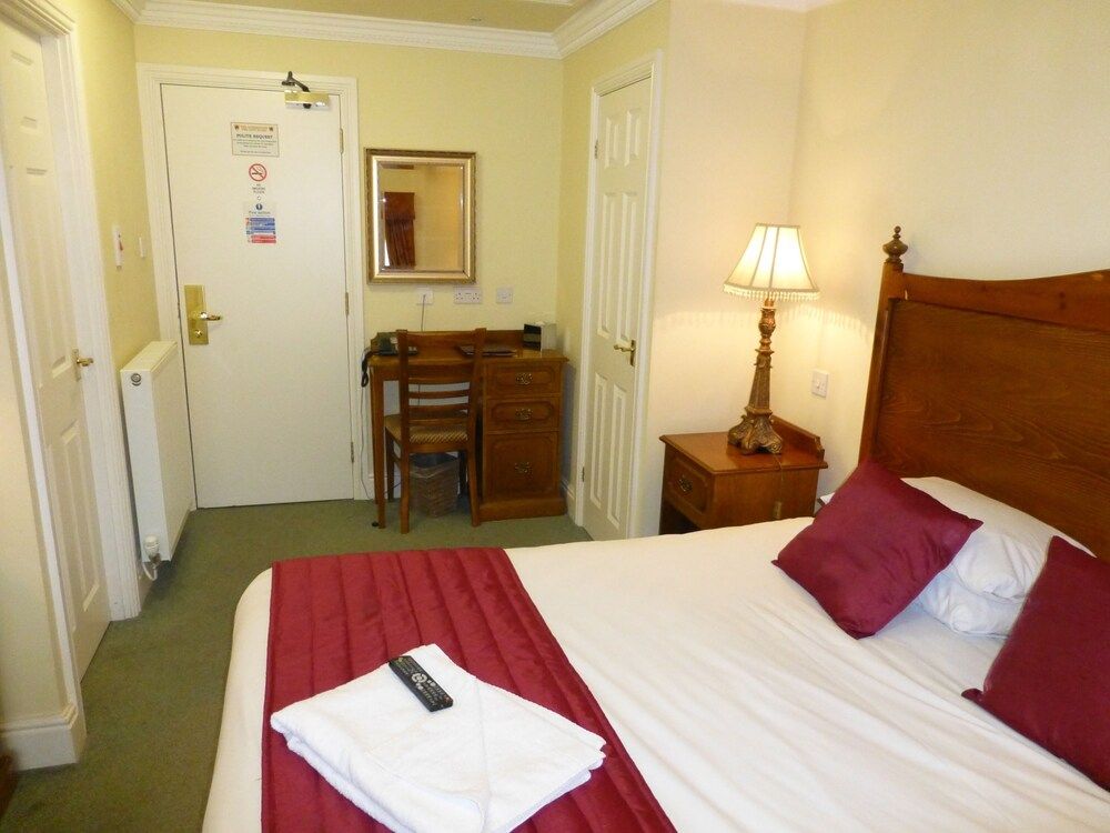 The Atherstone Red Lion Hotel 3