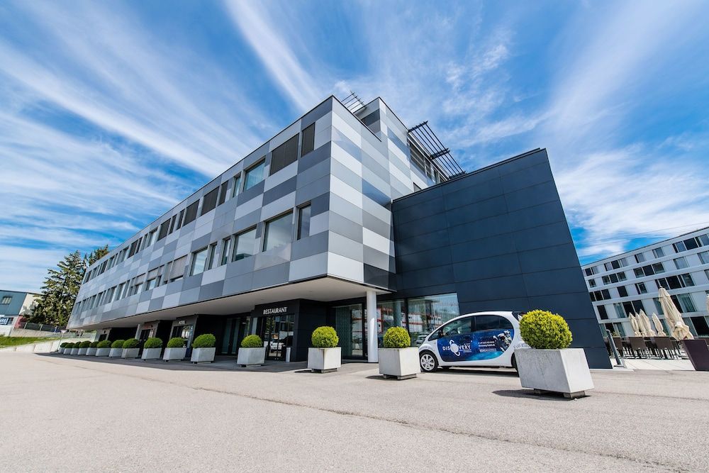 B&B Hotel Lausanne Crissier 1
