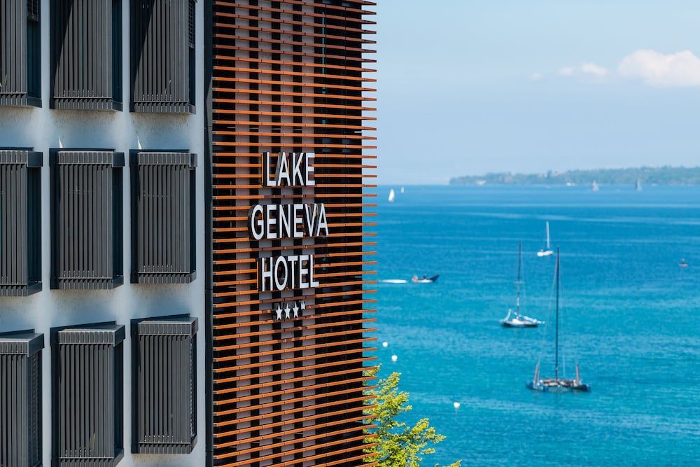 Lake Geneva Hotel 1