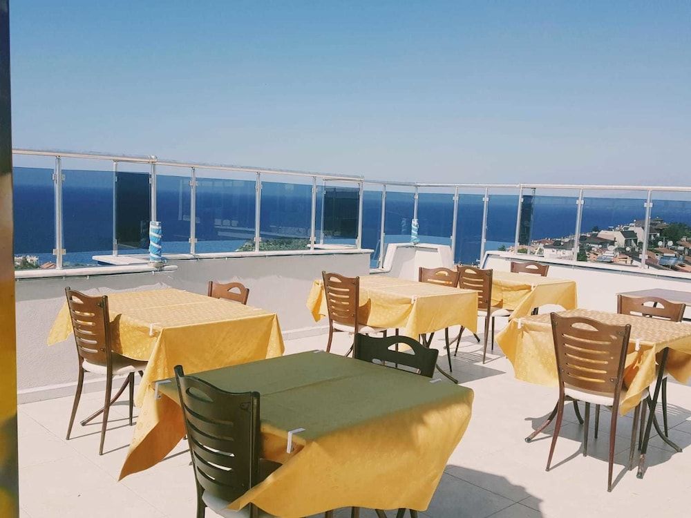 Baris Suite Hotel 3 étoiles à Kuşadası