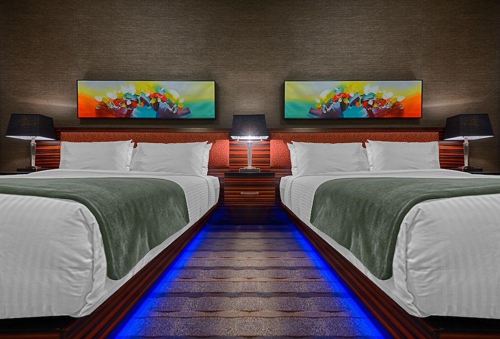 Hotel Clique Calgary Airport 1