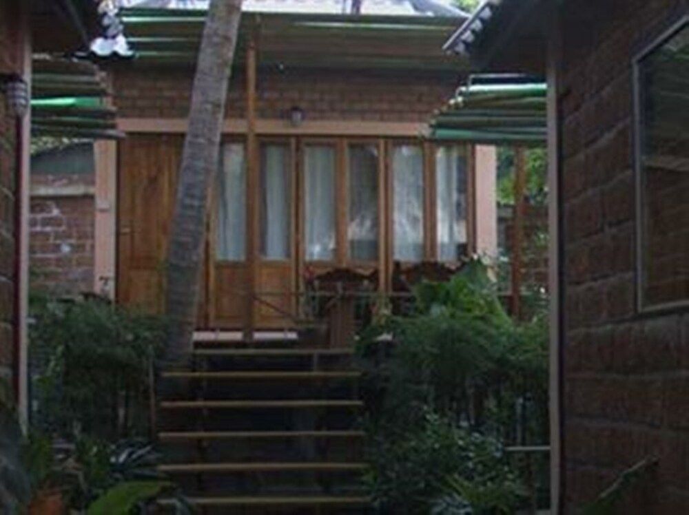 Sunset Cove Resort 3