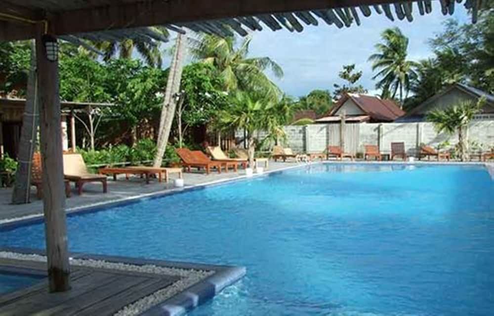 Sunset Cove Resort 1