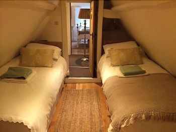 The Green Man Boutique Hotel 3