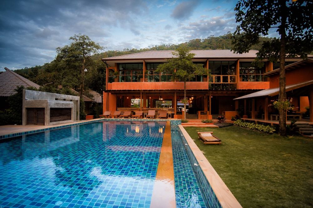 Flora I Talay Resort 3