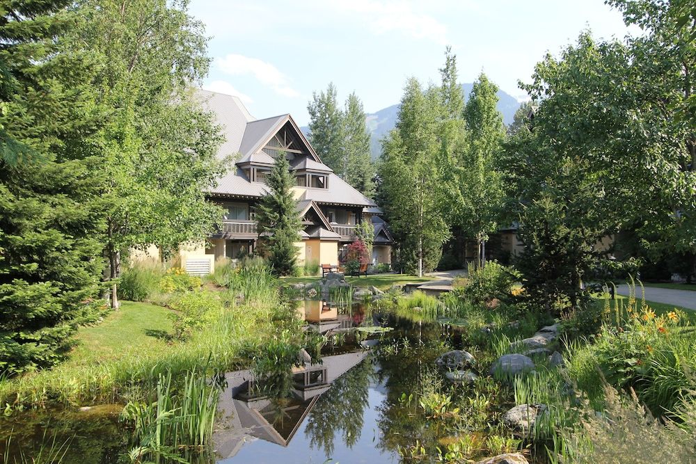 Accommodations by Whistler Retreats 1