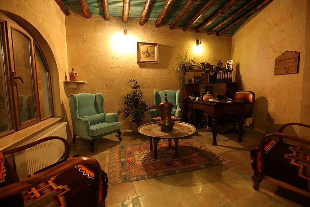Blue Valley Cave Hotel 3