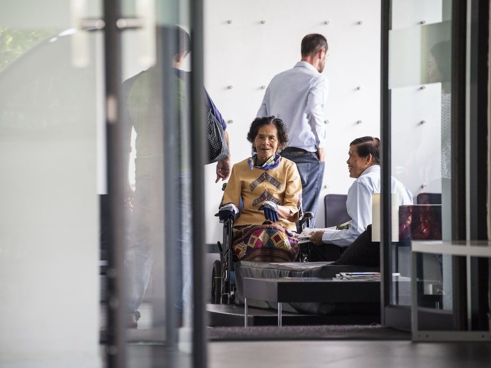 BED Phrasingh - Adult Only 3