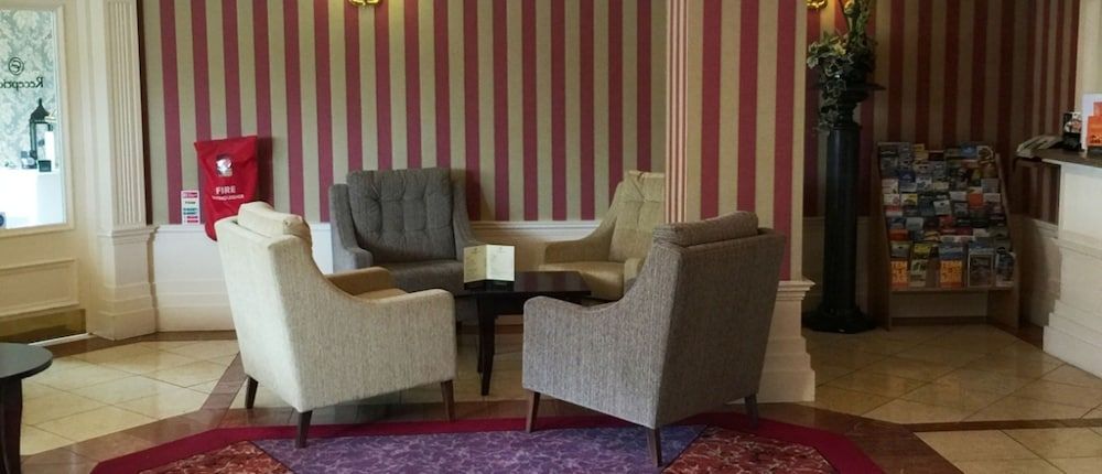 Carnegie Court Hotel 2